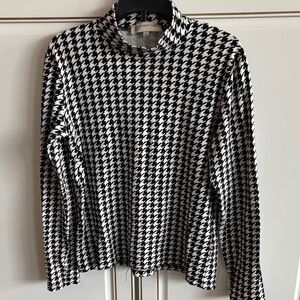 Jones NY Sport Black & White Houndstooth Long Sleeve Top